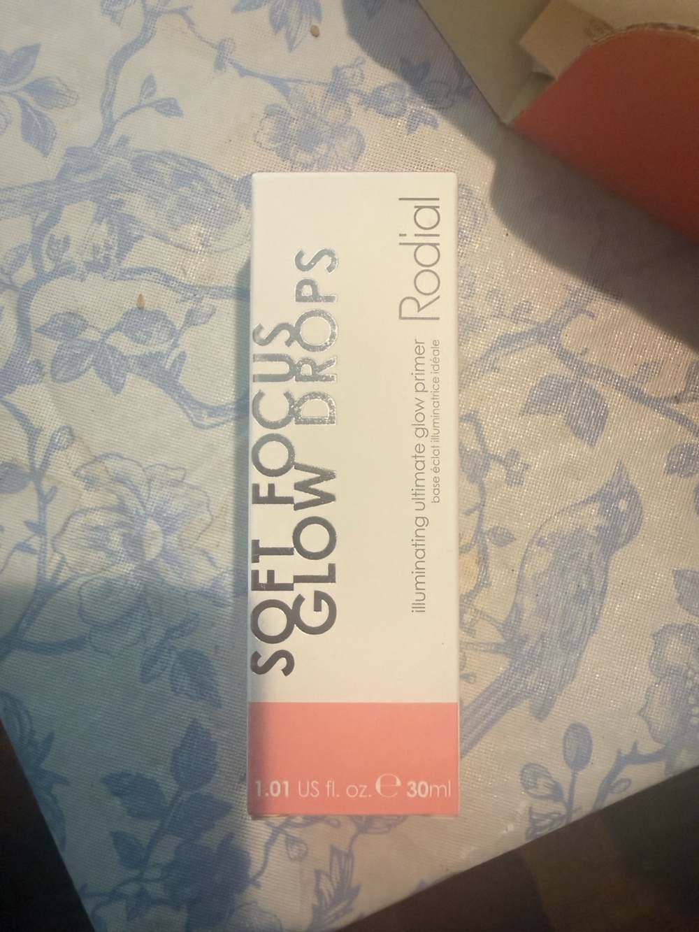 Rodial Soft Focus Glow Drops - White & Pink Packaging